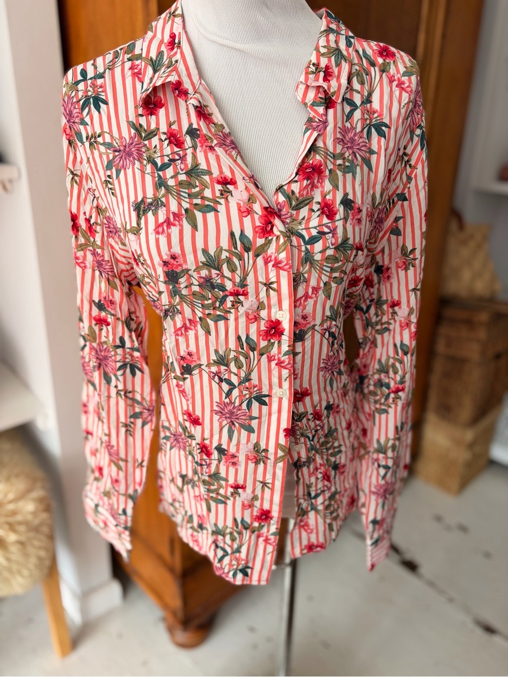 Como Vintage Pink Floral Stripe Button-Up Blouse